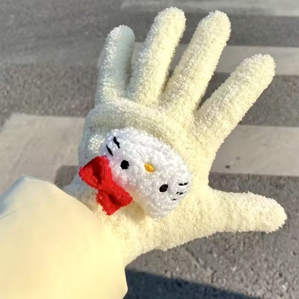 HELLO KITTY Pale Yellow‎ Fuzzy Gloves Mittens BRAND-NEW & SO CUTE!